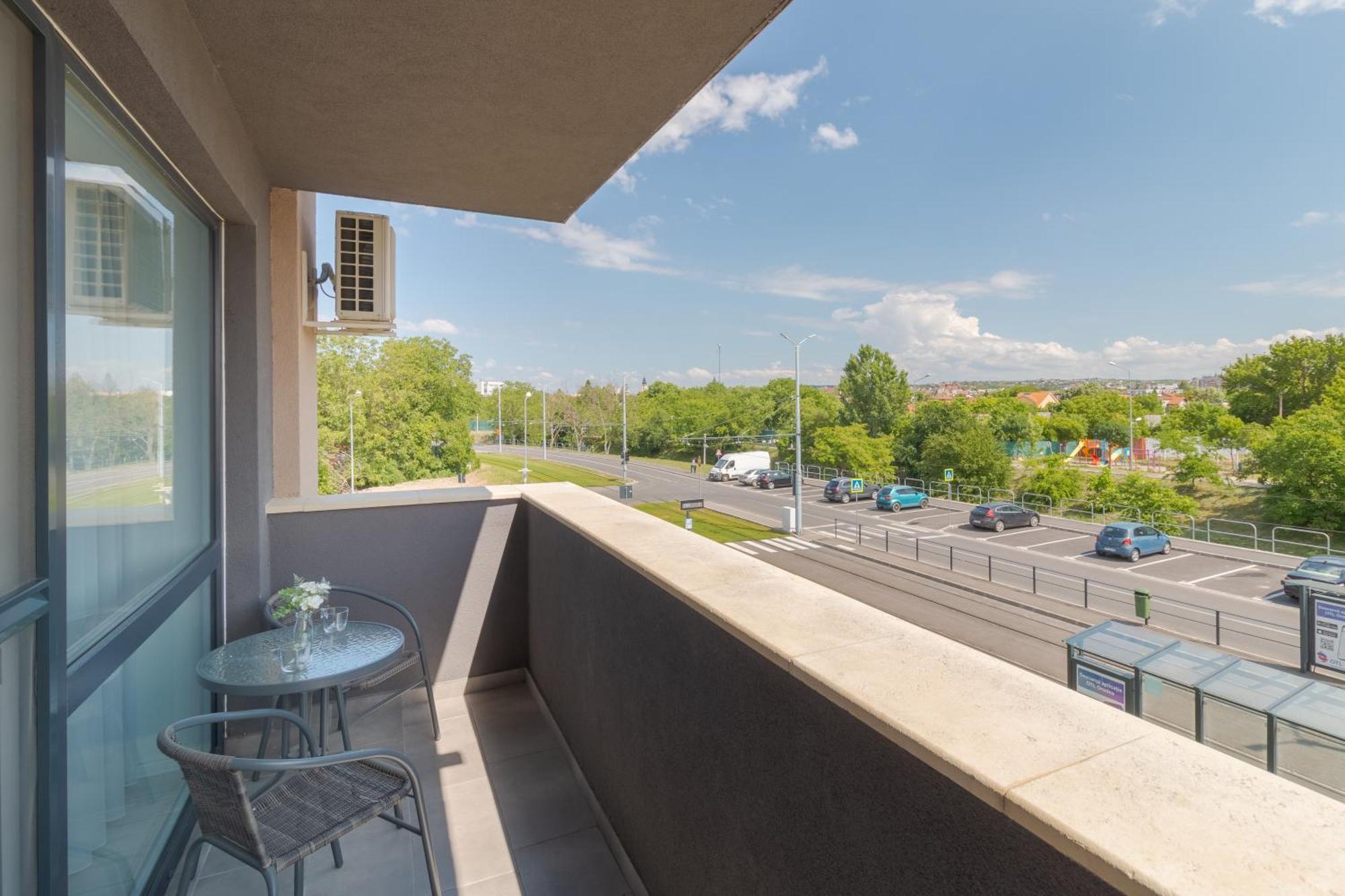 Apartament Blanco Oradea Zewnętrze zdjęcie